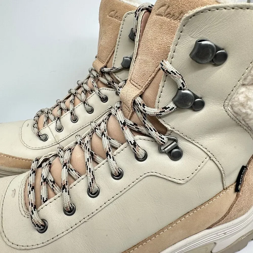 Clarks ATL Hike Top Gore-Tex Cream Leather Boots Fur Trim Collar Size 9.5